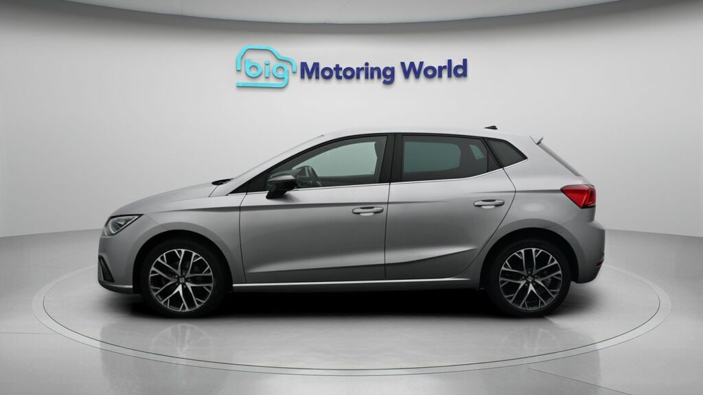 Seat Ibiza Xcellence Lux YF22DWW Silver #4