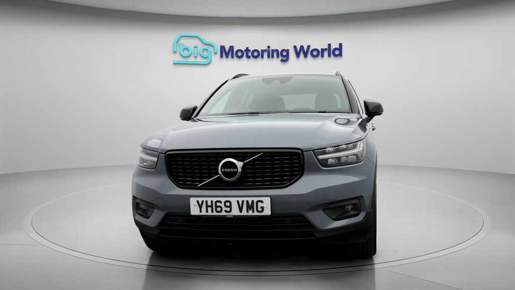 Volvo XC40 R-design Grey #2