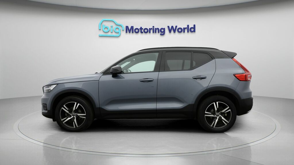 Volvo XC40 R-design Grey #4