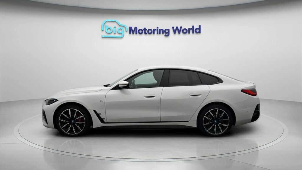 BMW i4 M Sport AK22JUA White #4