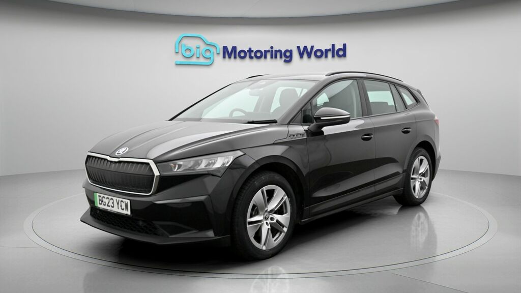 Skoda ENYAQ 60 Black #3