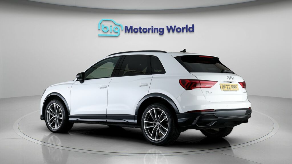 Audi Q3 Black Edition DF22NHK White #5