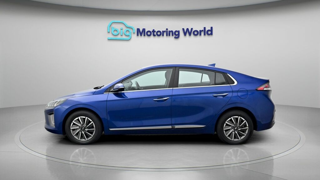 Hyundai Ioniq Premium Blue #4