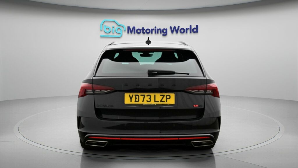 Skoda Octavia Vrs Black #6