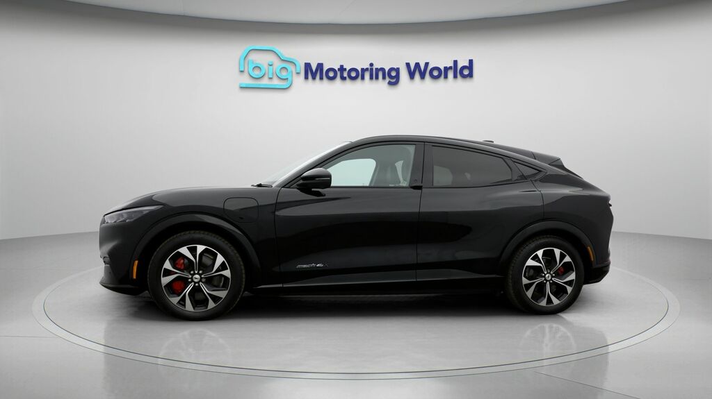 Ford Mustang Mach-E Mach-e Mustang Mach-e Extended-range Awd Black #4