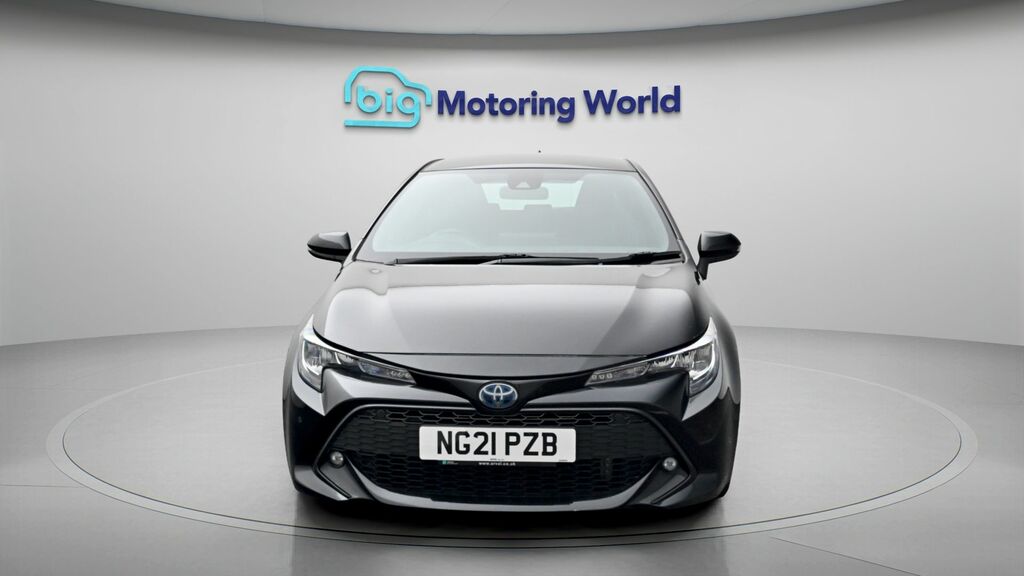 Toyota Corolla Icon Tech Black #2