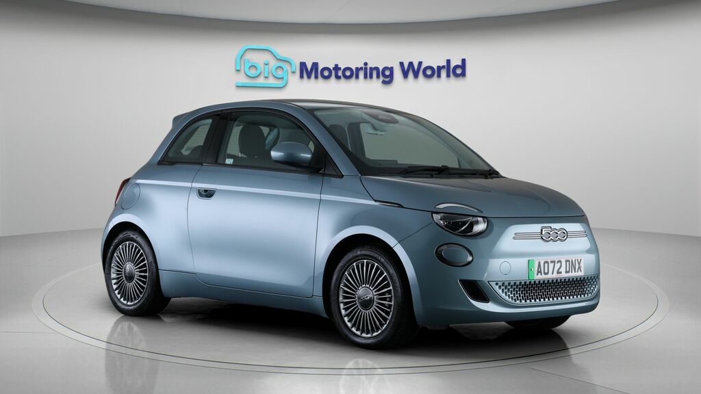 Fiat 500E Icon Blue