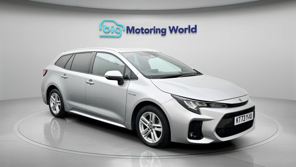 Suzuki Swace Motion Silver