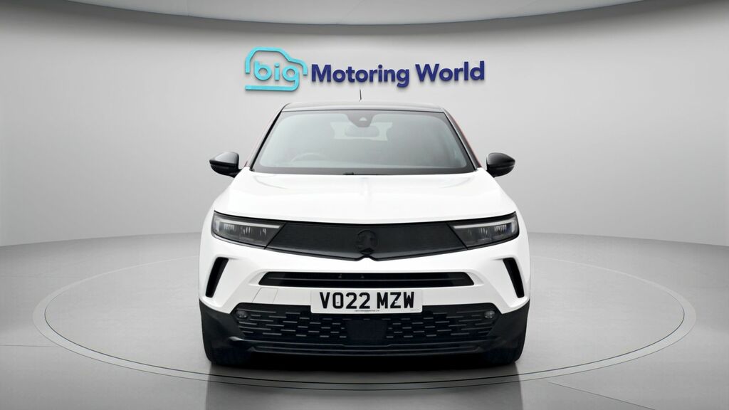 Vauxhall Mokka Sri Premium VO22MZW White #2