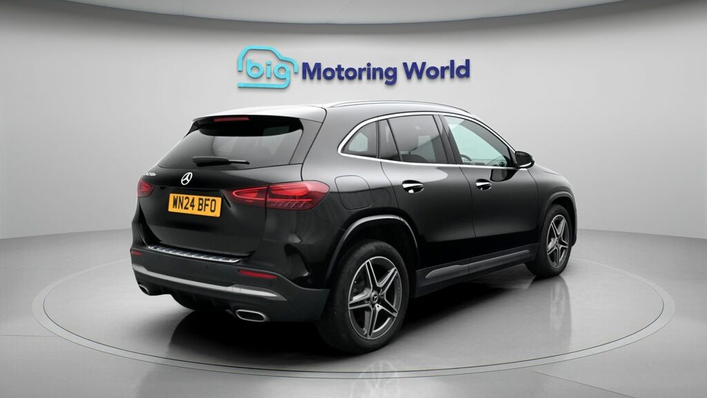 Mercedes-Benz GLA Class Amg Line Black #6