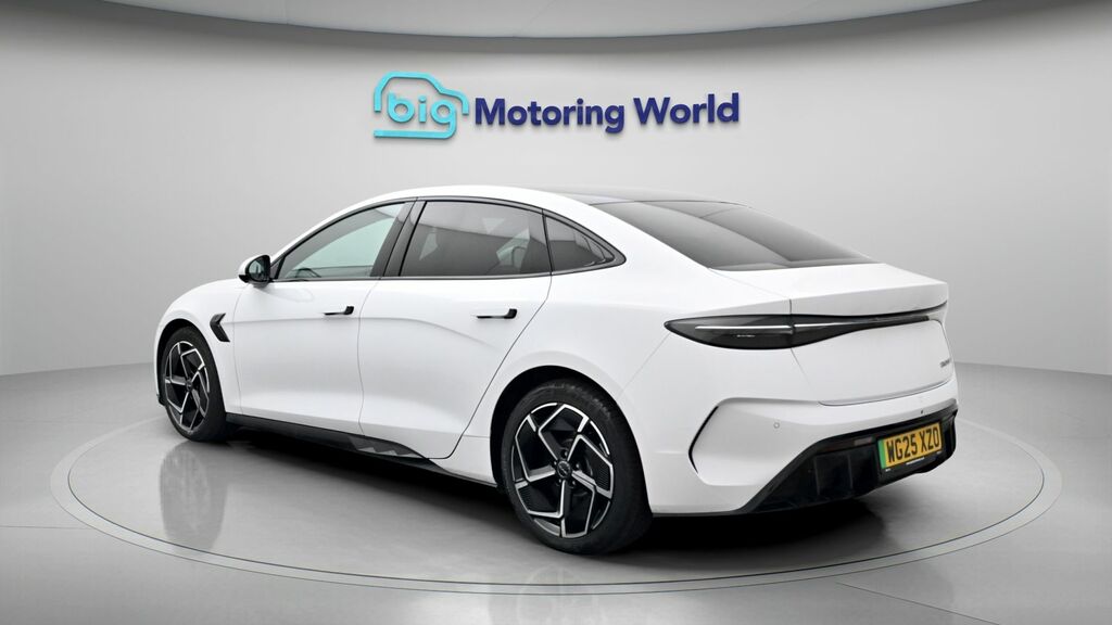 Byd Seal Design White #5