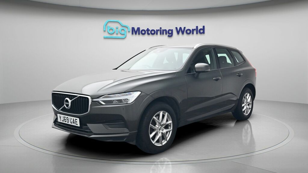 Volvo XC60 Momentum Grey #3