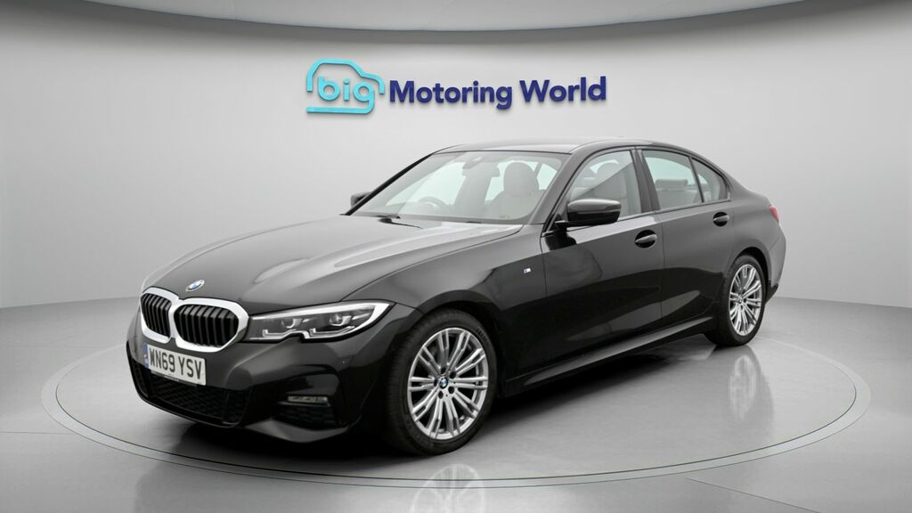 BMW 3 Series M Sport WN69YSV Black #3