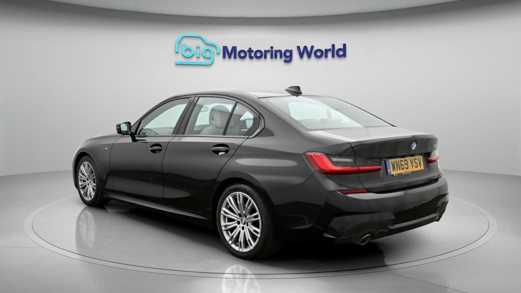 BMW 3 Series M Sport WN69YSV Black #5