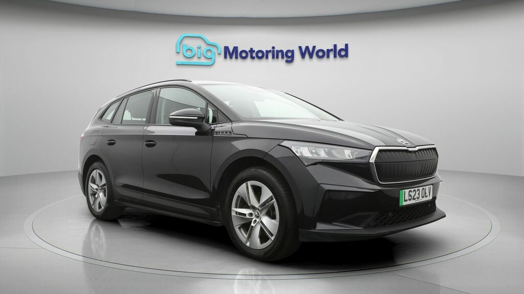 Skoda ENYAQ 60 Black