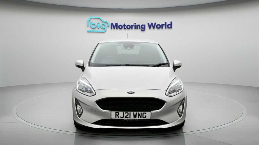 Ford Fiesta Trend Silver #2
