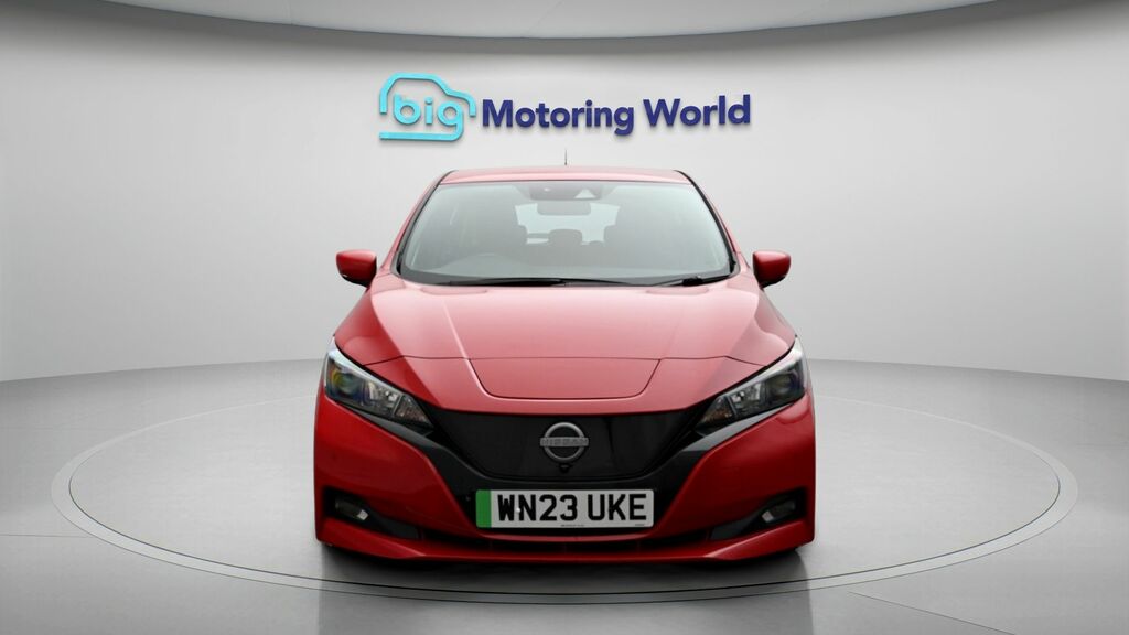 Nissan Leaf Acenta WN23UKE Red #2