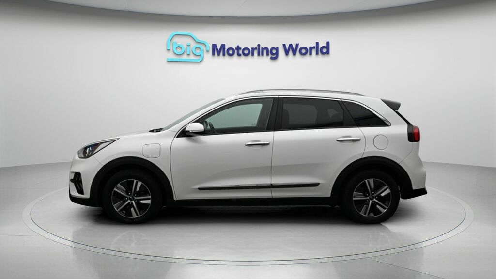 Kia Niro 3 White #4