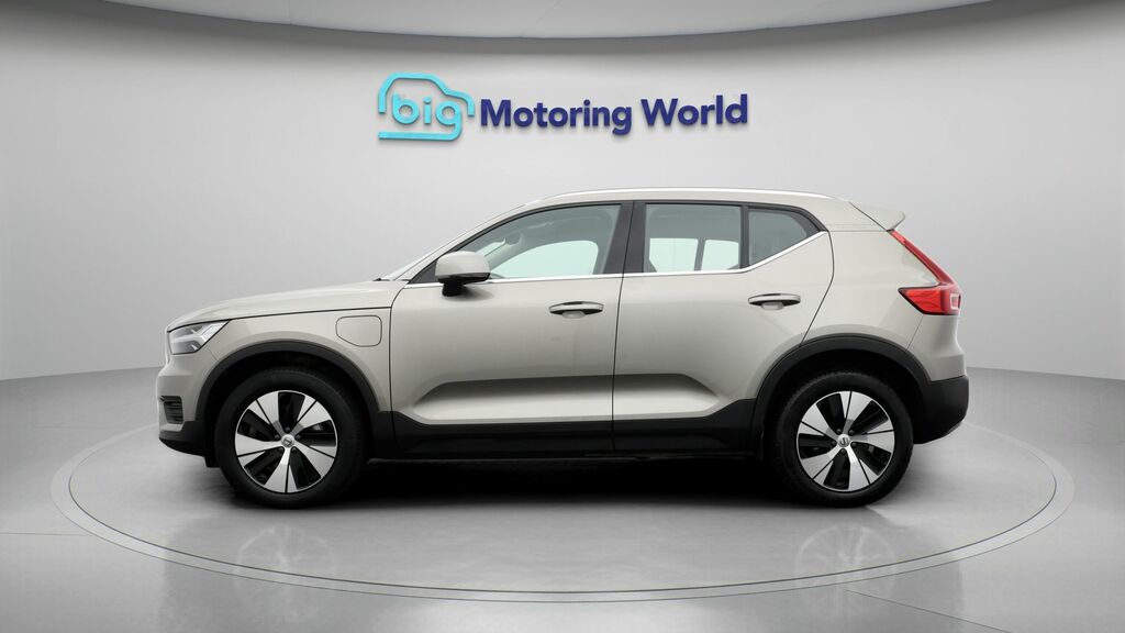 Volvo XC40 Core NK22SYR Grey #4