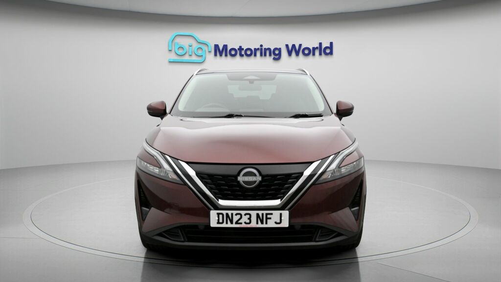 Nissan Qashqai Acenta Premium DN23NFJ Red #2