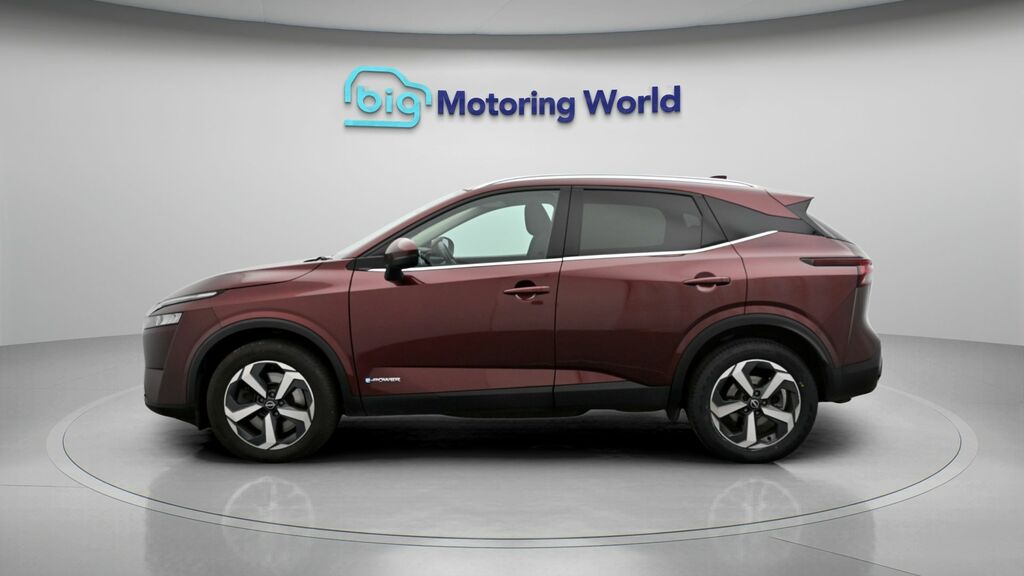 Nissan Qashqai Acenta Premium DN23NFJ Red #4