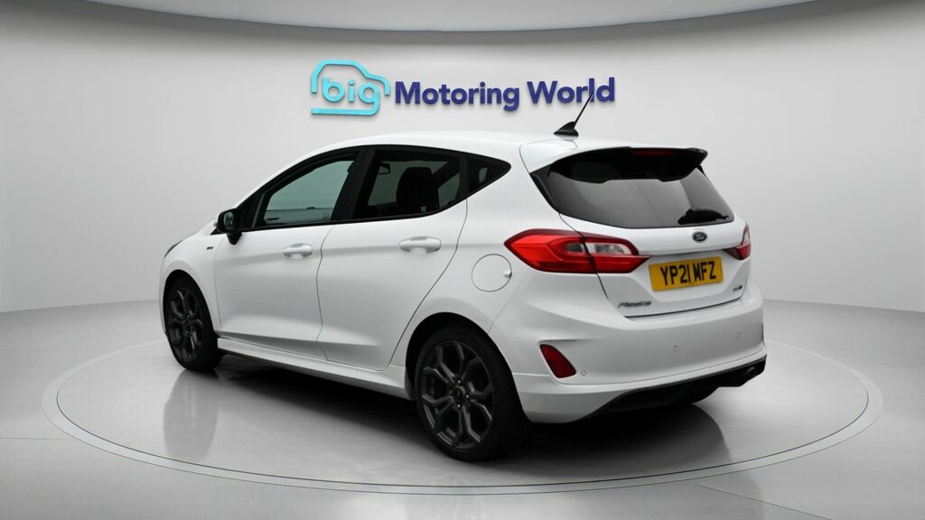 Ford Fiesta St-line Edition YP21MFZ White #5