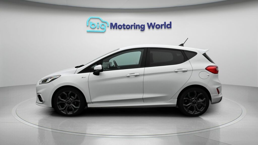 Ford Fiesta St-line Edition YP21MFZ White #4