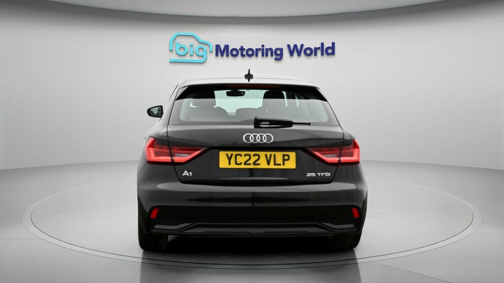 Audi A1 Sport Black #6
