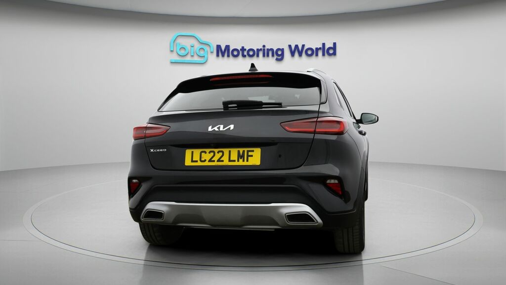 Kia Xceed 3 Black #6