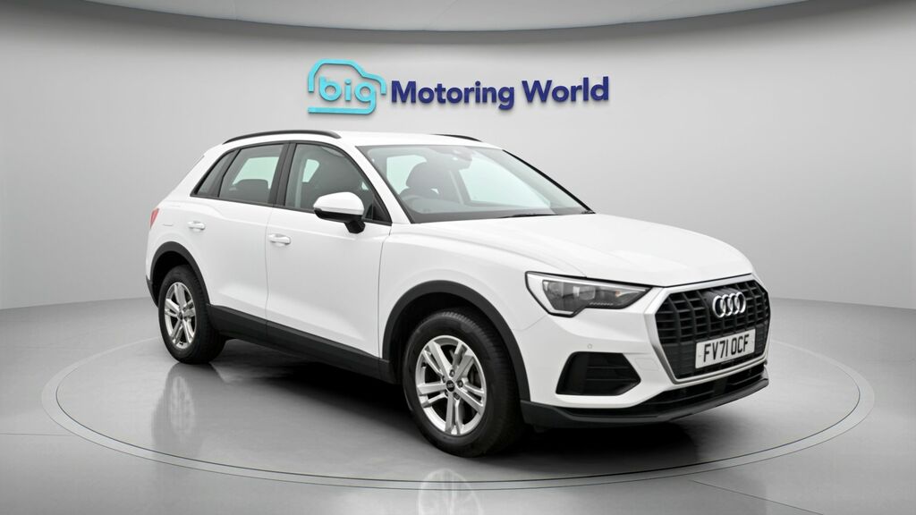 Audi Q3 Technik White