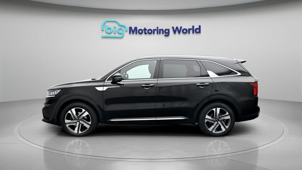 Kia Sorento 4 Black #4