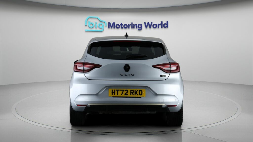 Renault Captur E-tech Engineered HT72RKO Silver #6