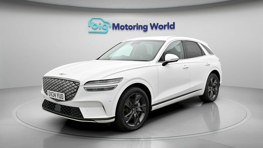 Genesis GV70 Sport White #3