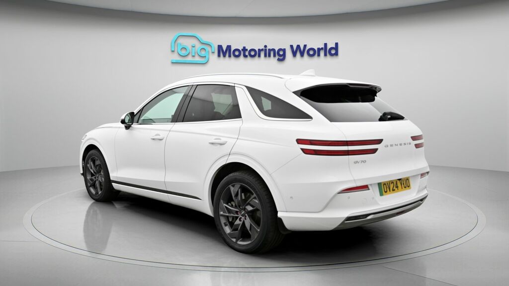 Genesis GV70 Sport White #5