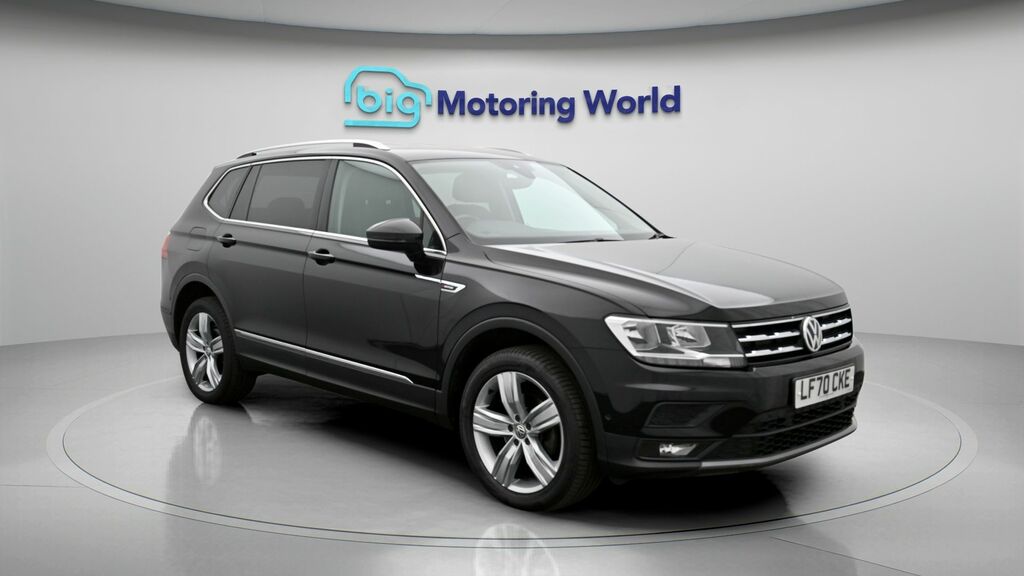 Volkswagen Tiguan Allspace Match Black