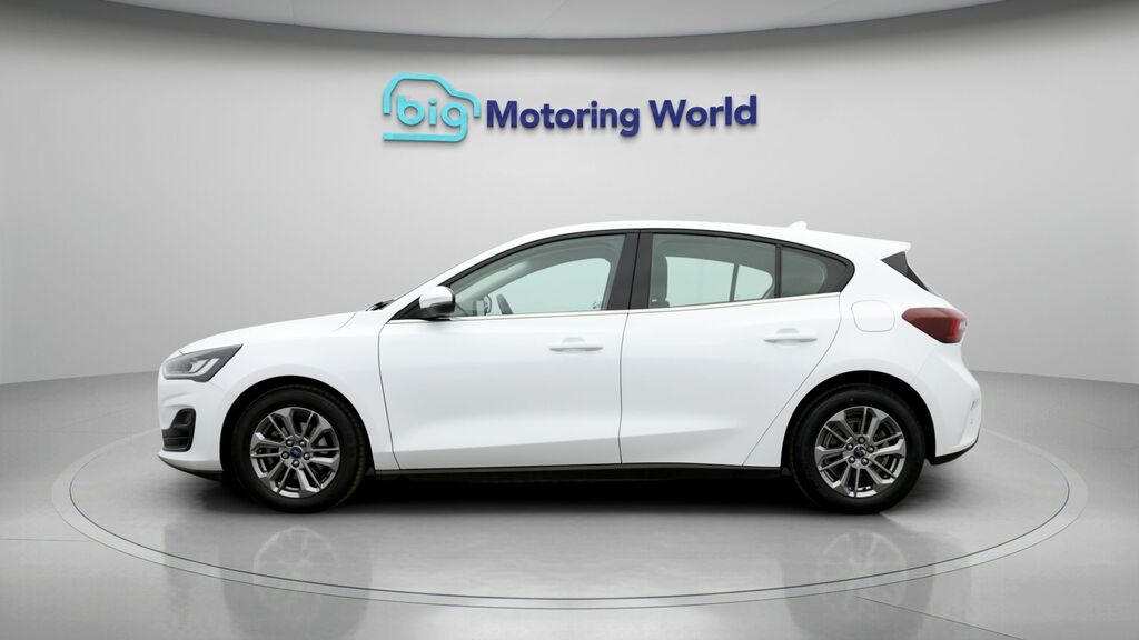 Ford Focus Titanium BD23LLU White #4