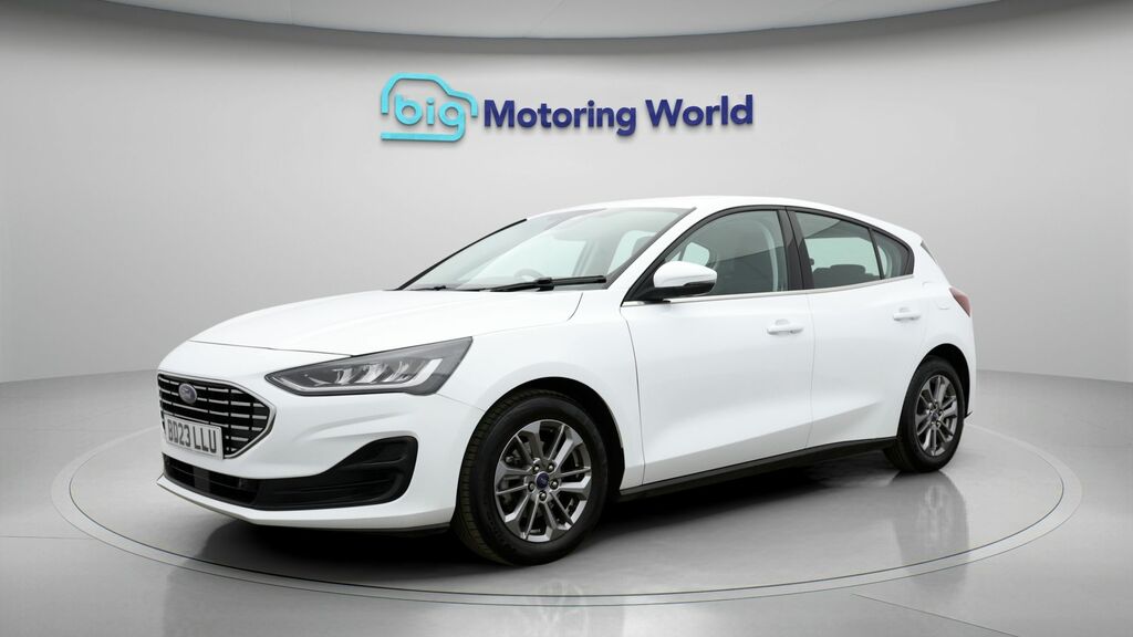 Ford Focus Titanium BD23LLU White #3