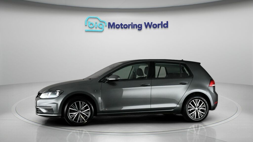 Volkswagen Golf Se Grey #4