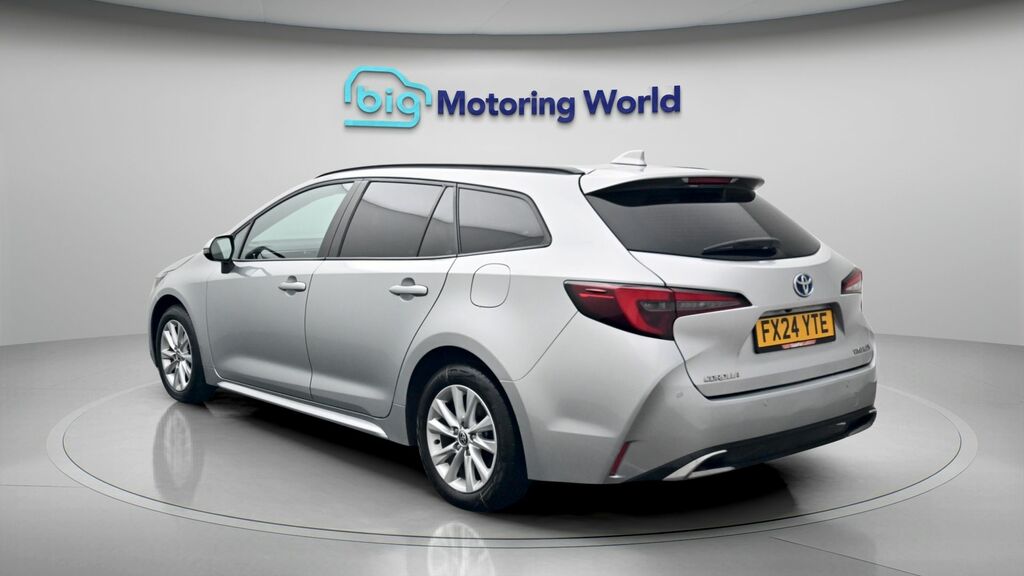 Toyota Corolla Icon Silver #5