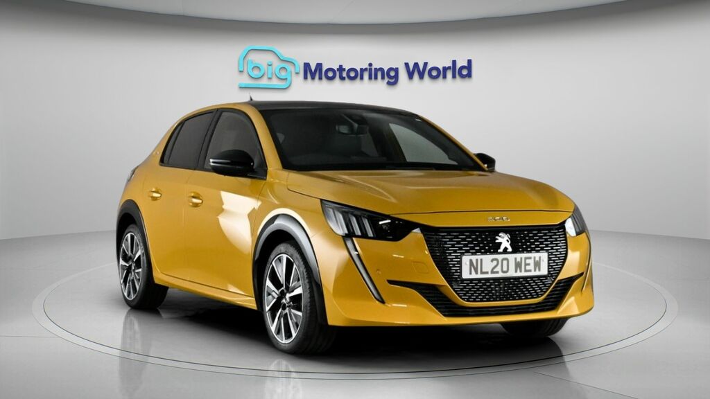 Peugeot 208 Gt Line NL20WEW Yellow #2