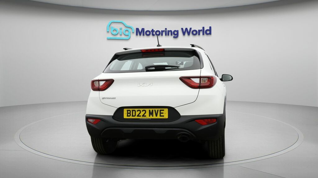 Kia Stonic 2 White #6