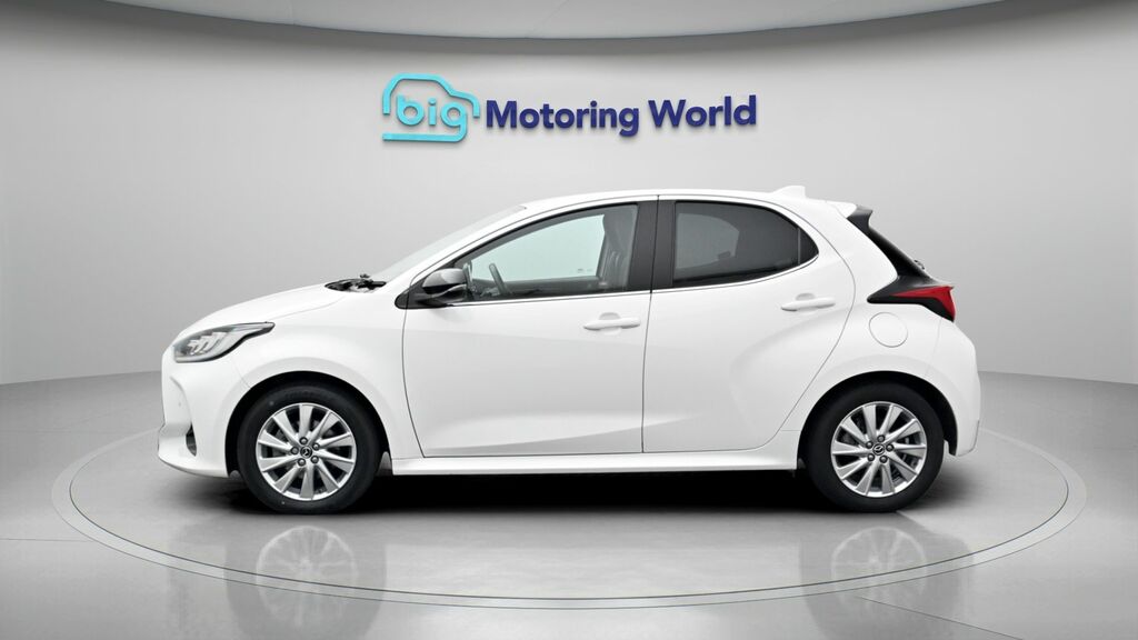 Mazda 2 Select White #4