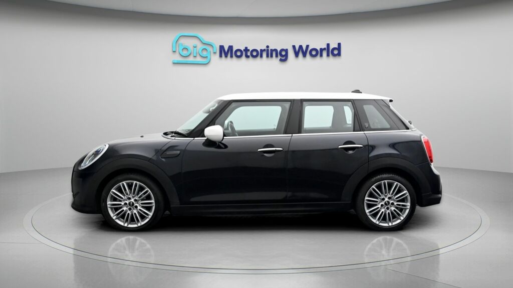 Mini Hatch Cooper Exclusive RY23LNT Black #4