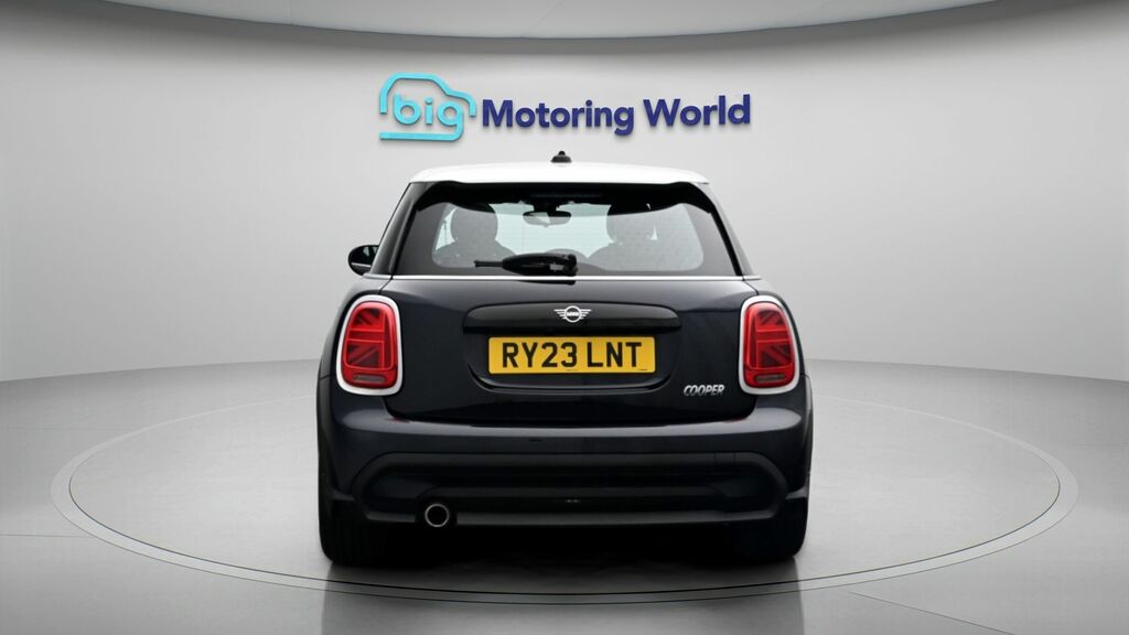 Mini Hatch Cooper Exclusive RY23LNT Black #6