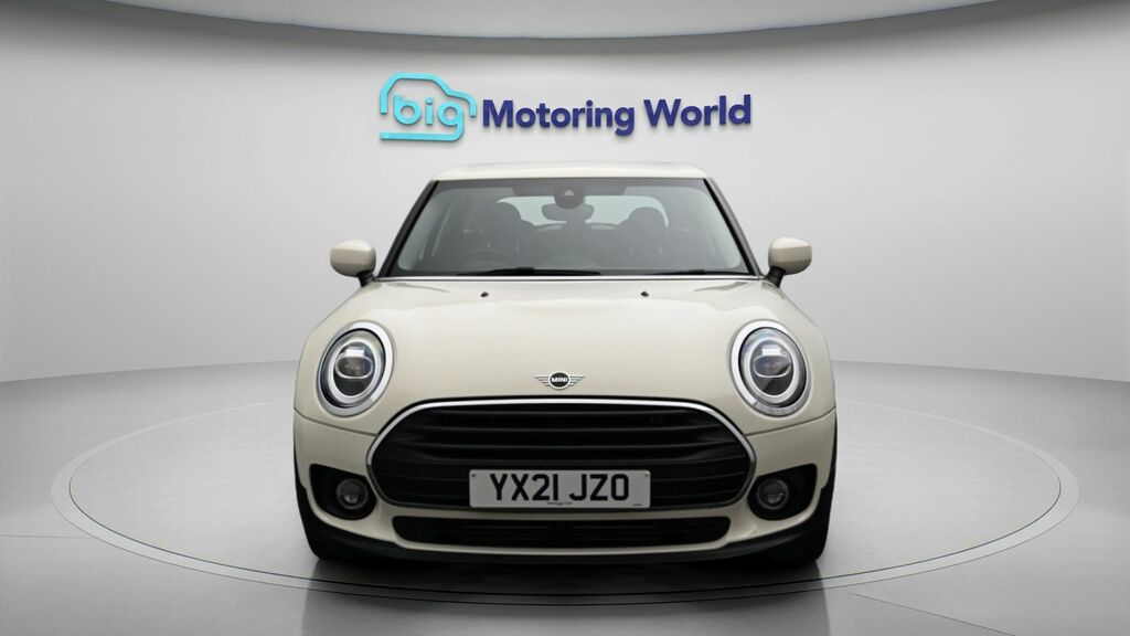 Mini Clubman Cooper Classic White #2