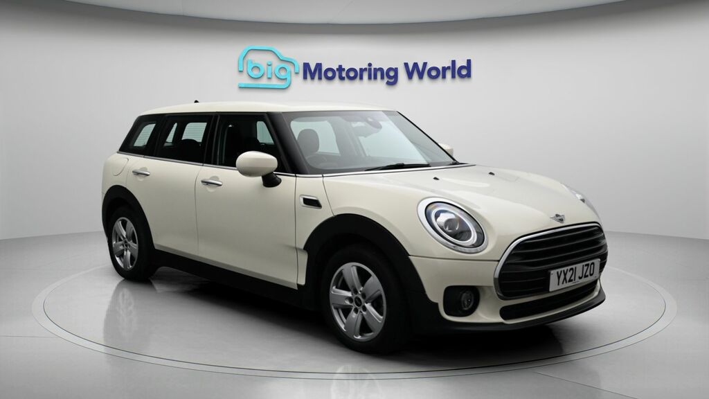 Mini Clubman Cooper Classic White