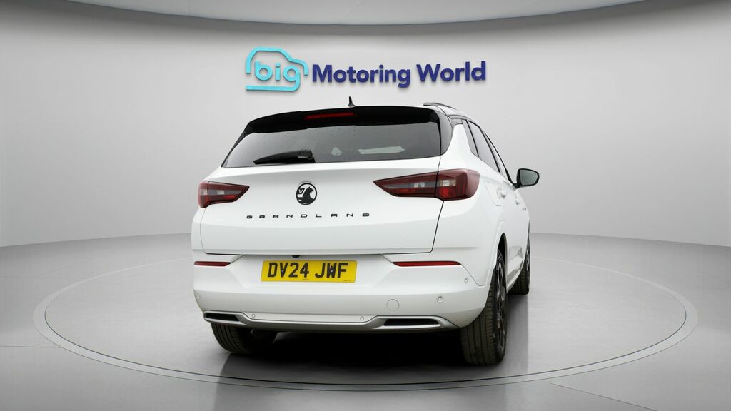 Vauxhall Grandland Ultimate White #6