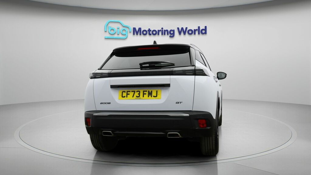 Peugeot 2008 Gt White #5
