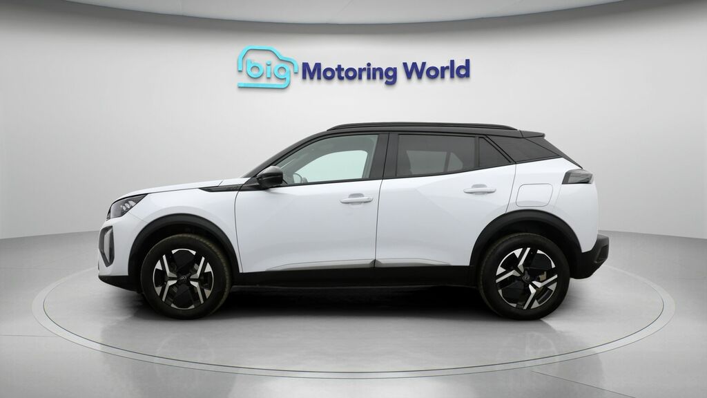 Peugeot 2008 Gt White #3