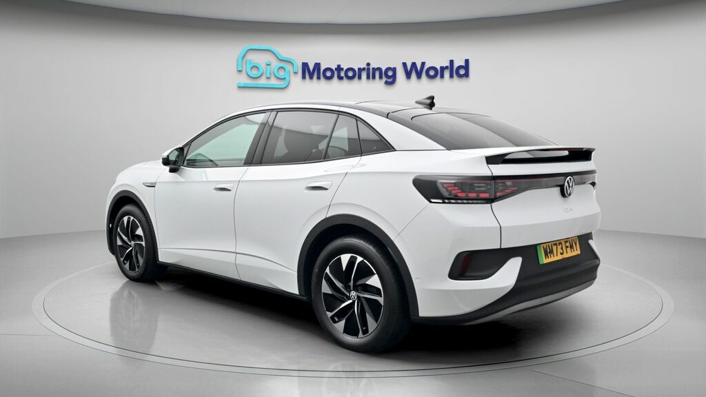 Volkswagen ID.5 Tech White #5